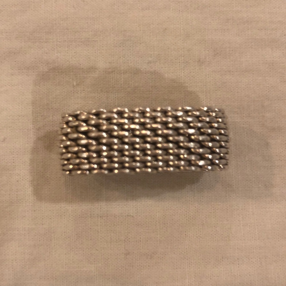 Tiffany mesh ring size 7, no jewelry pouch